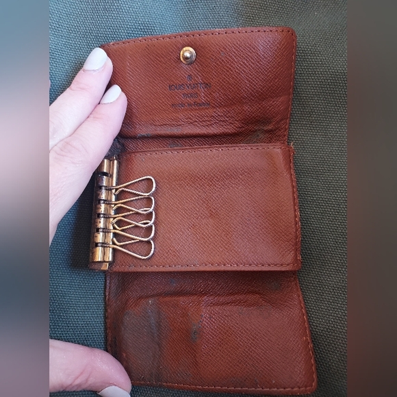 Vintage Louis Vuitton Brown Monogram Key Pouch - Picture 4 of 6
